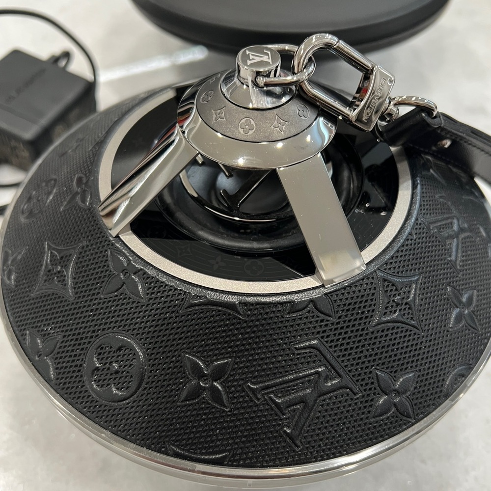 Louis Vuitton light up speaker - Picture 4 of 7